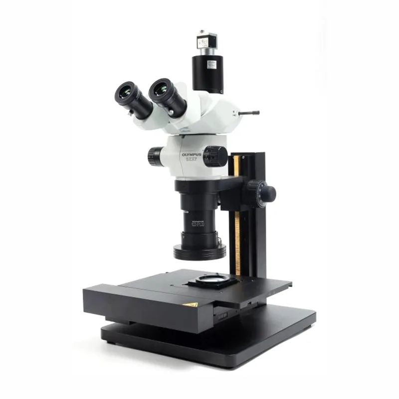Sistema di analisi al microscopio per la pulizia dei sistemi di raffreddamento a liquido